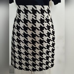 ANTONIO MELANI Black White Oversized Houndstooth Pencil Skirt, Sz 6